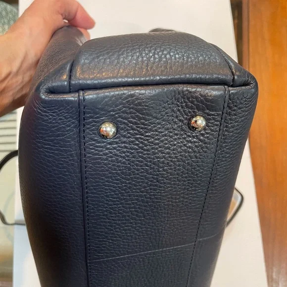 Radley London deep navy blue crossbody bag with hand strap - Picture 5 of 15